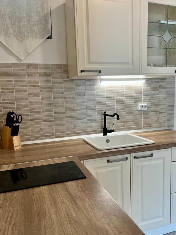 Apartments Juric Mimice Zewnętrze zdjęcie
